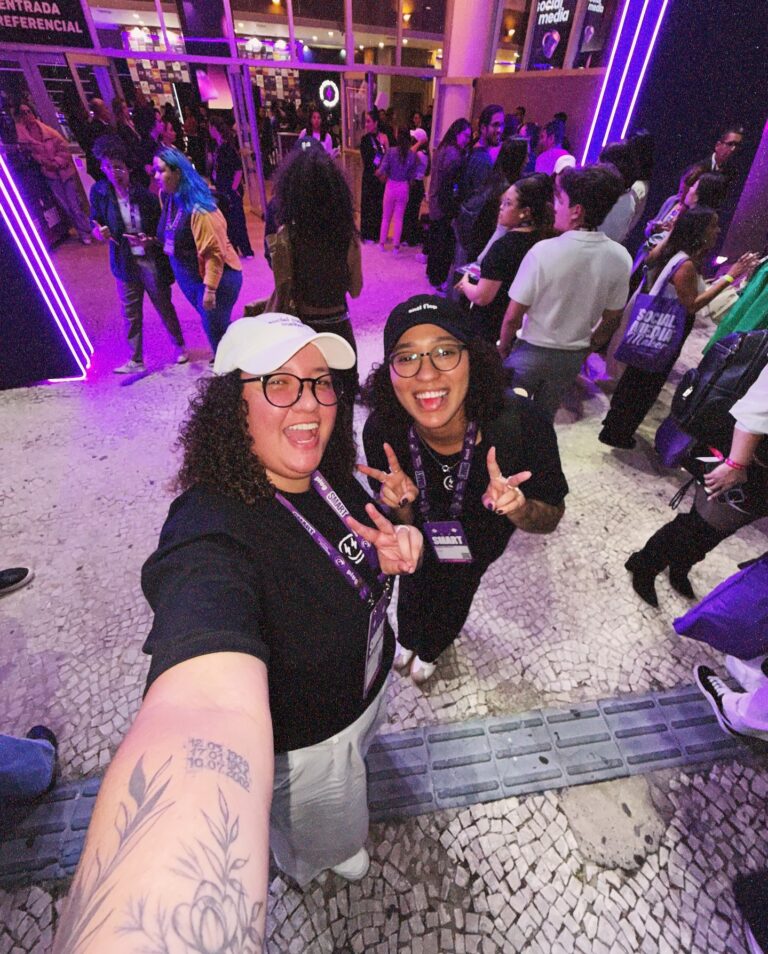 Instagram post from fravianamoraes. This post is in position 4.